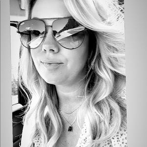 Meet your Posher, Aimee